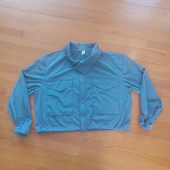 Yogalicious Women's Large Radiant Commuter Crop Activewear Windbreaker - Picture 2 of 15